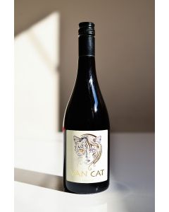 "VAN CAT"  Wine Red Dry 